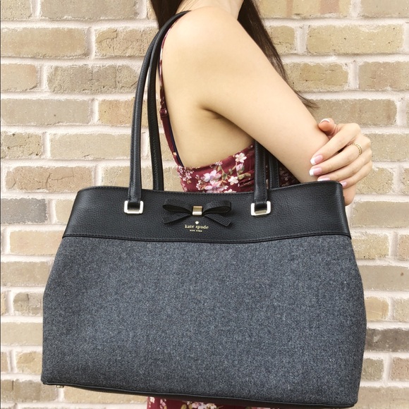 kate spade Handbags - Gaby’sBags👜💕NWT Kate Spade Large Tote felt Bow